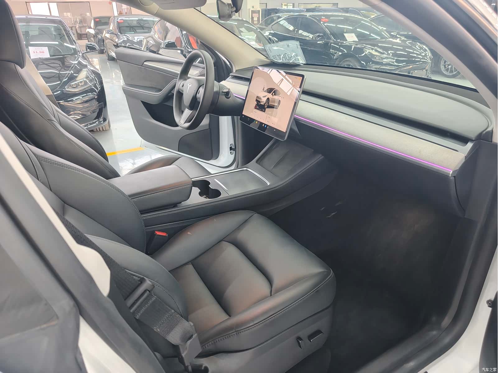 Tesla Model Y, 2024 6