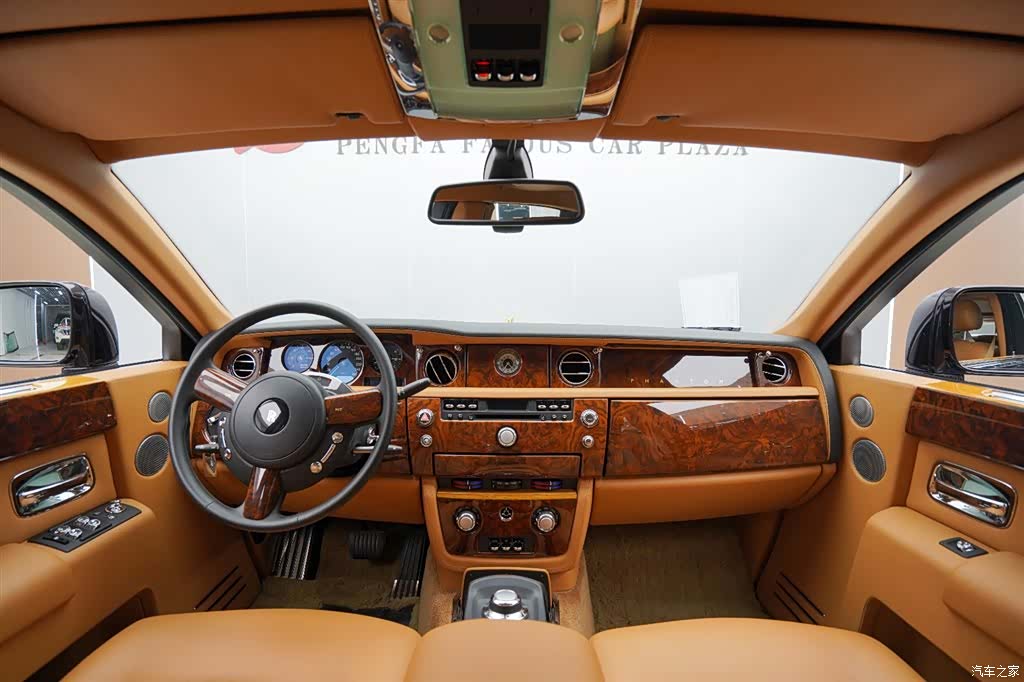 Rolls-Royce Phantom, 2011 12
