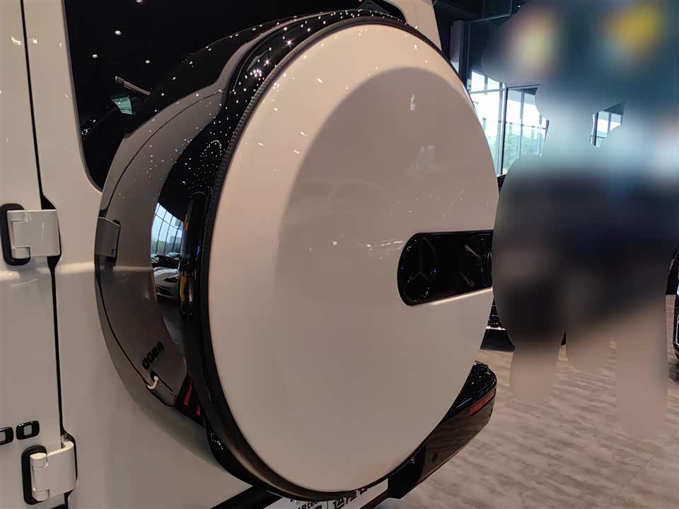 Mercedes-Benz G-class