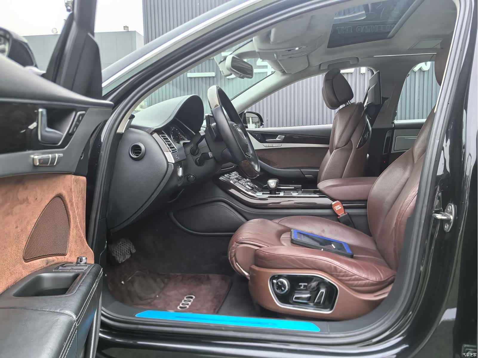 Audi A8L, 2012 6