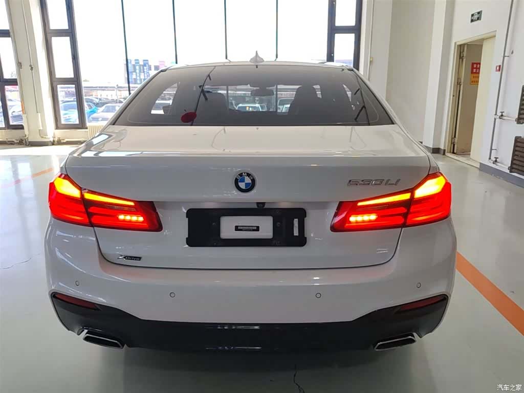 BMW 5 Series, 2018 6