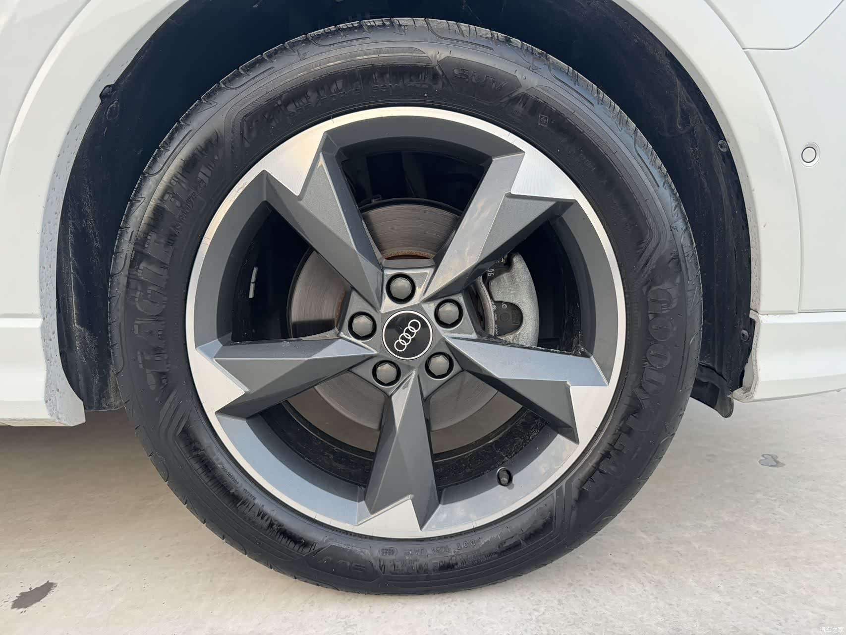 Audi Q3, 2022 9