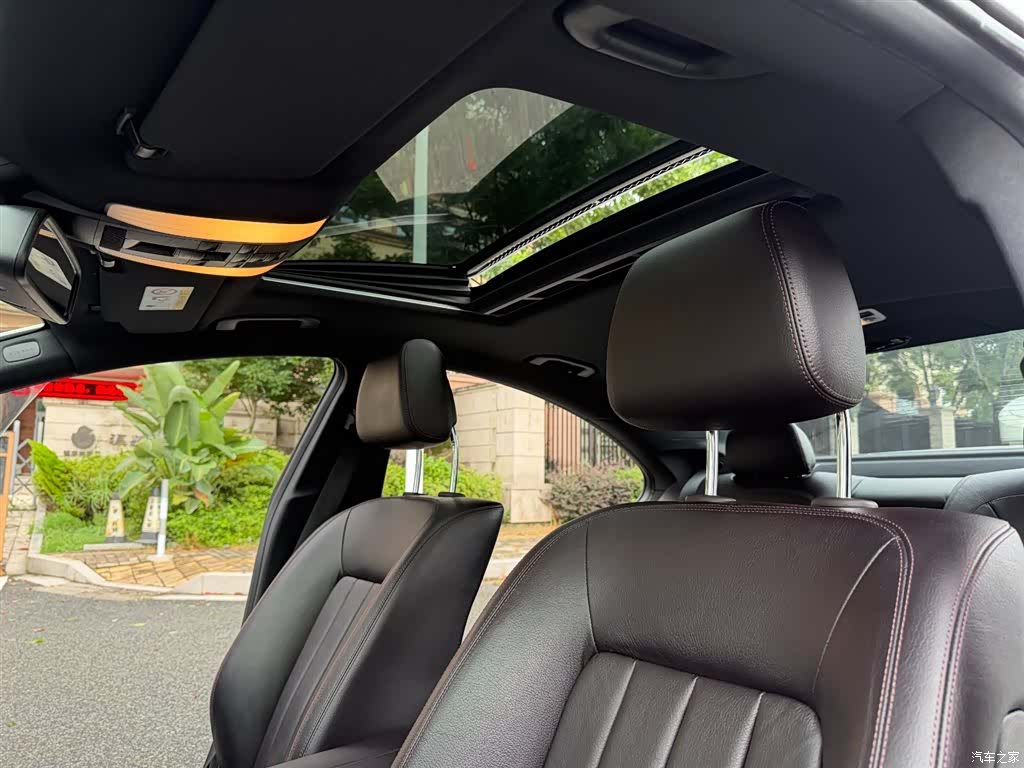 Mercedes-Benz CLS, 2014 23