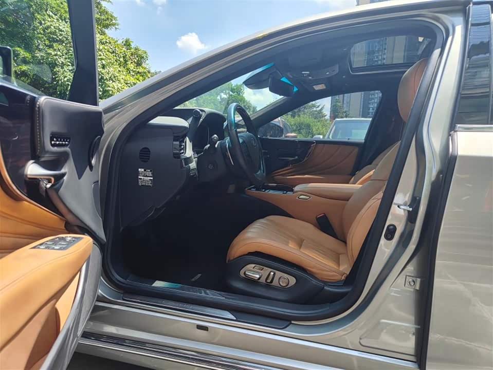 Lexus LS Lexus LS