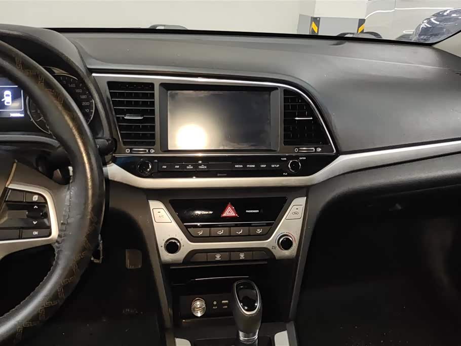 Hyundai Lead