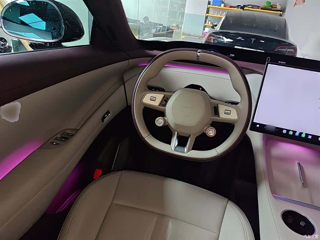 Xiaomi YU7, 2025 11