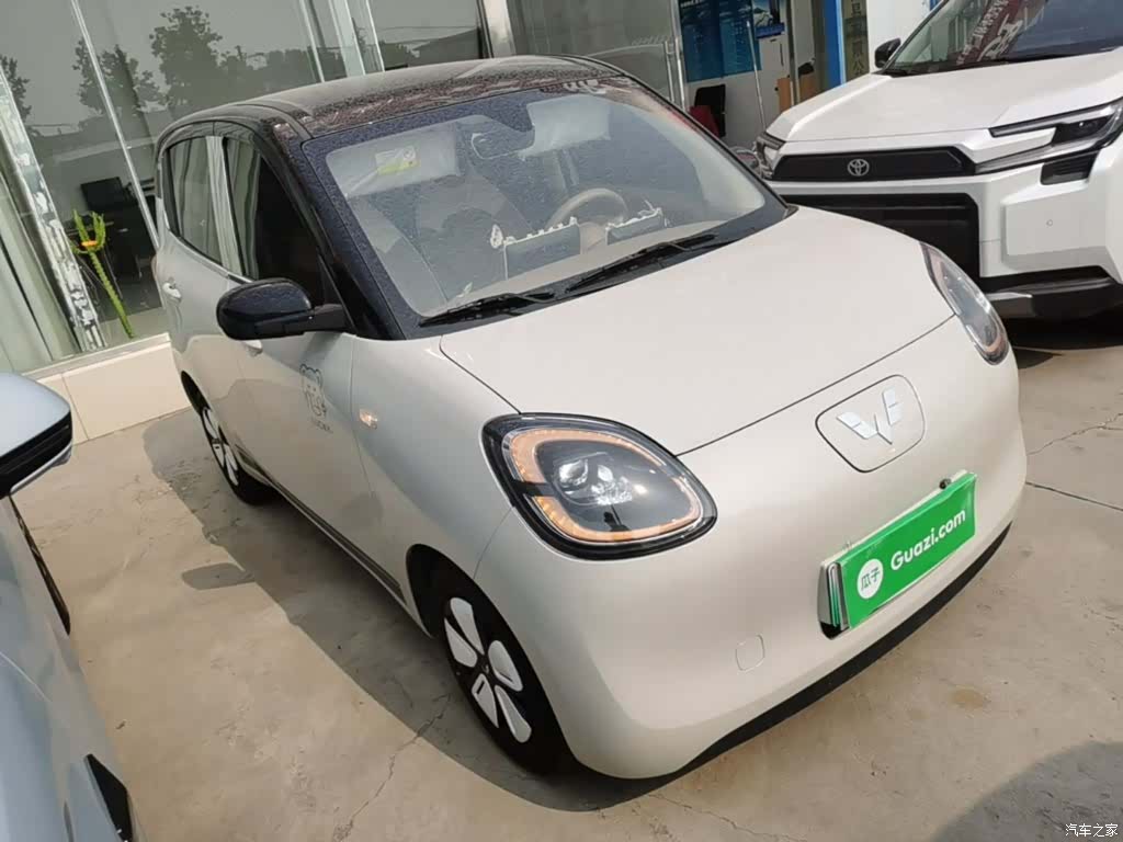 Wuling MINIEV, 2025 4