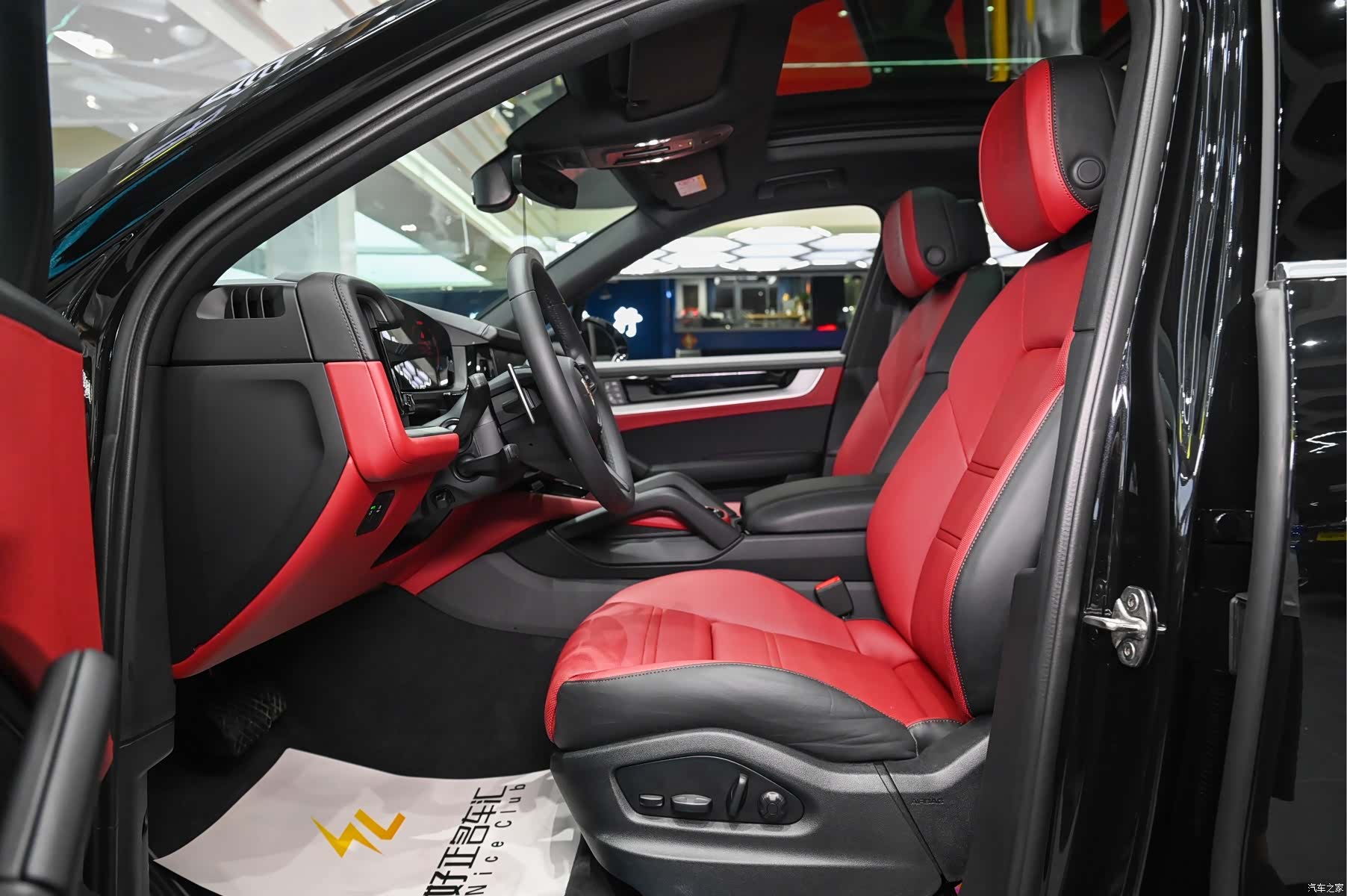 Porsche Cayenne, 2025 9