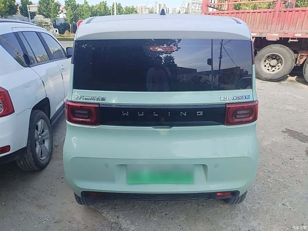Wuling MINIEV, 2022 6