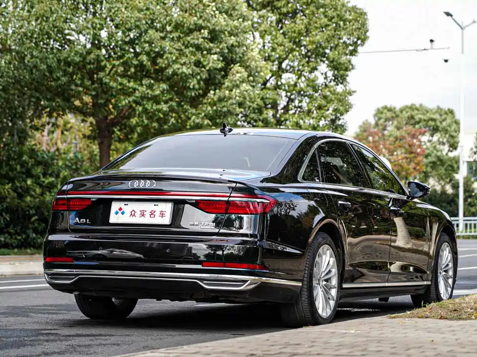 Audi A8