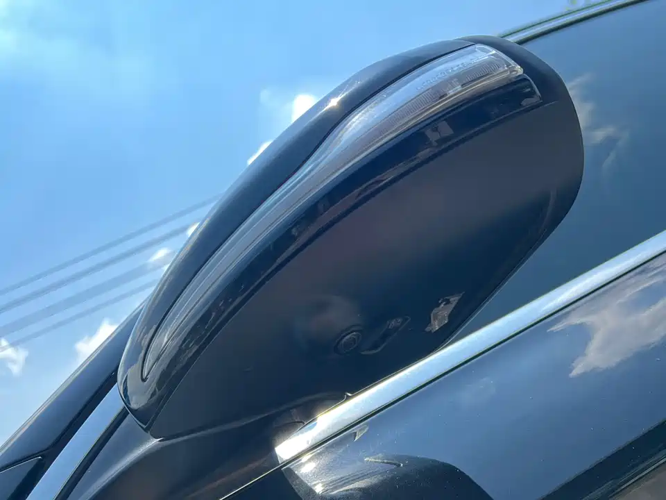 Mercedes-Benz GLC Mercedes-Benz GLC