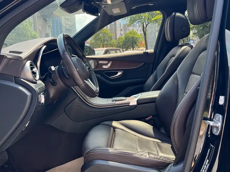 Mercedes-Benz GLC Mercedes-Benz GLC