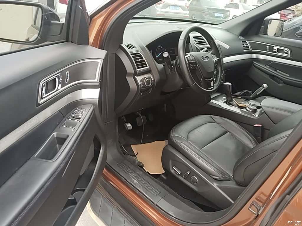 Ford Explorer, 2018 16