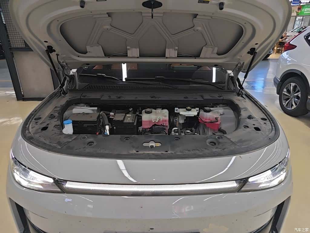 Leapmotor C10, 2025 20