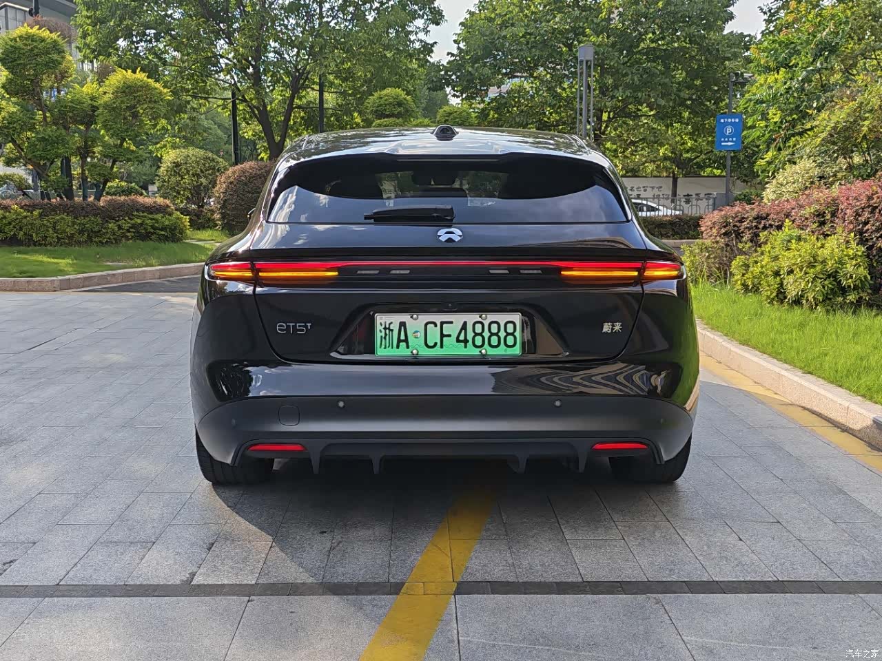 NIO ET5, 2024 6