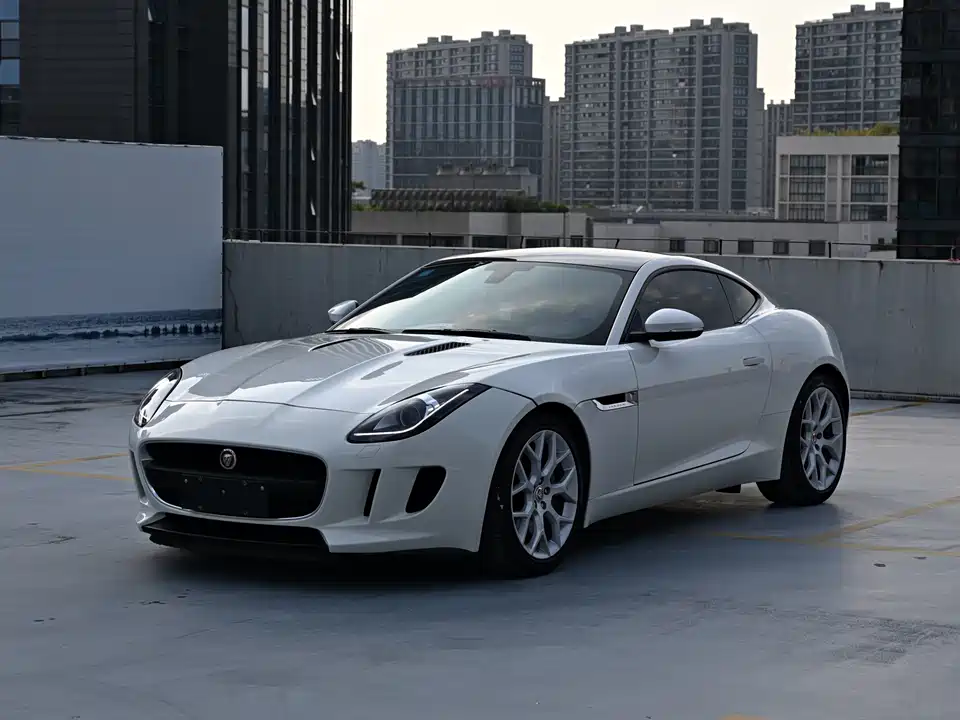 Jaguar F-TYPE