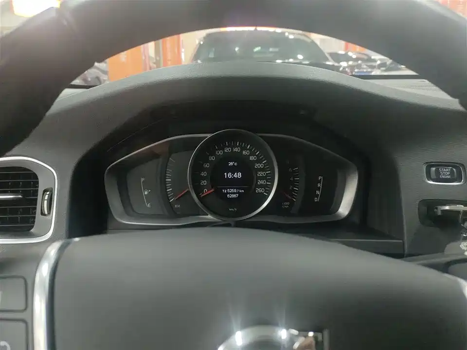 Volvo S60
