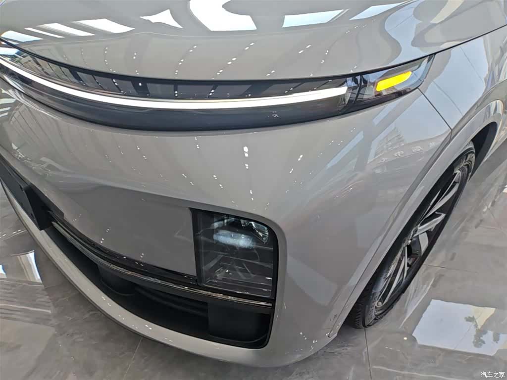 Li Auto L7, 2023 24