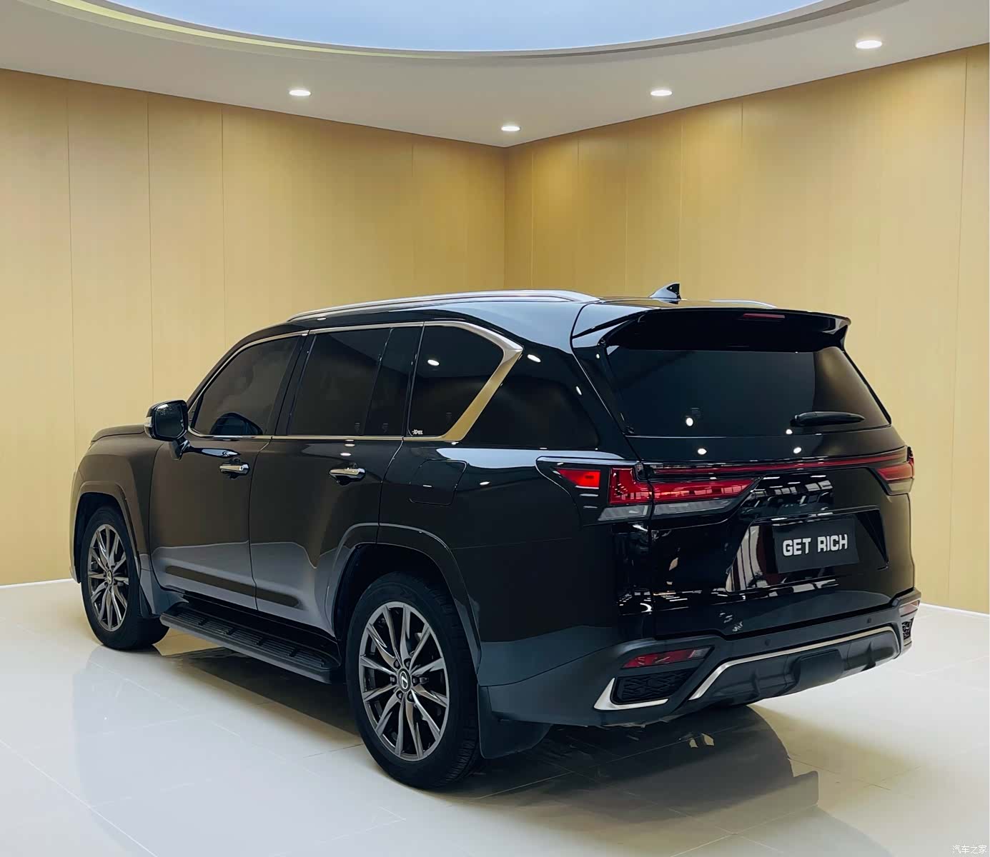 Lexus LX, 2023 7