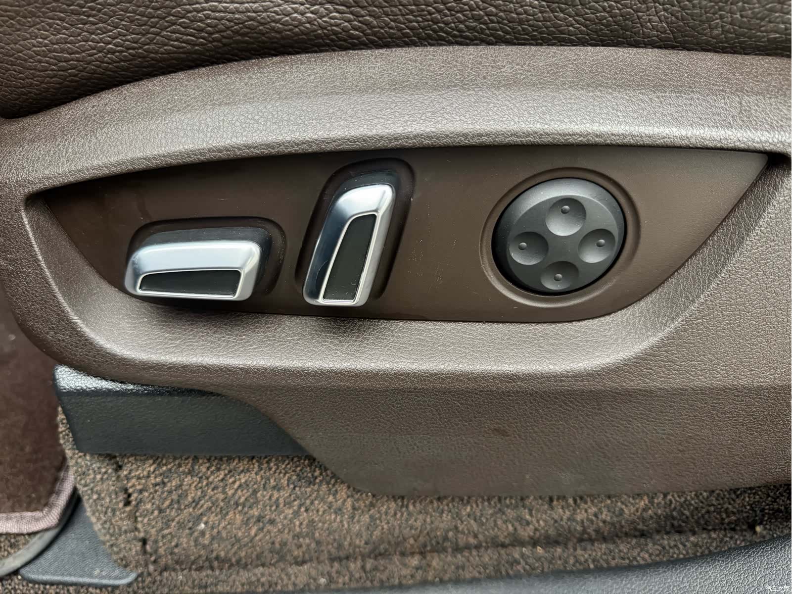 Audi Q7, 2014 8