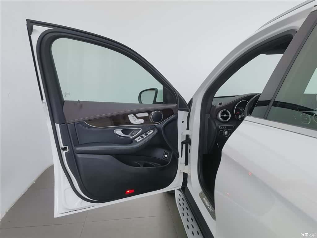 Mercedes-Benz GLC, 2019 8