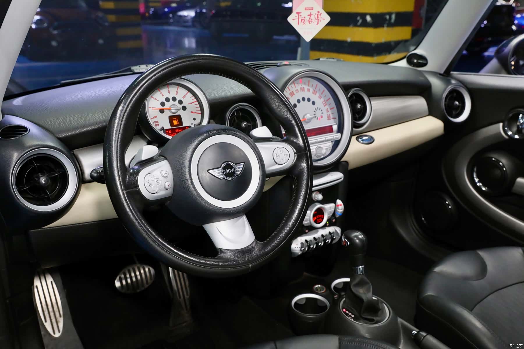 Mini Cooper, 2010 10