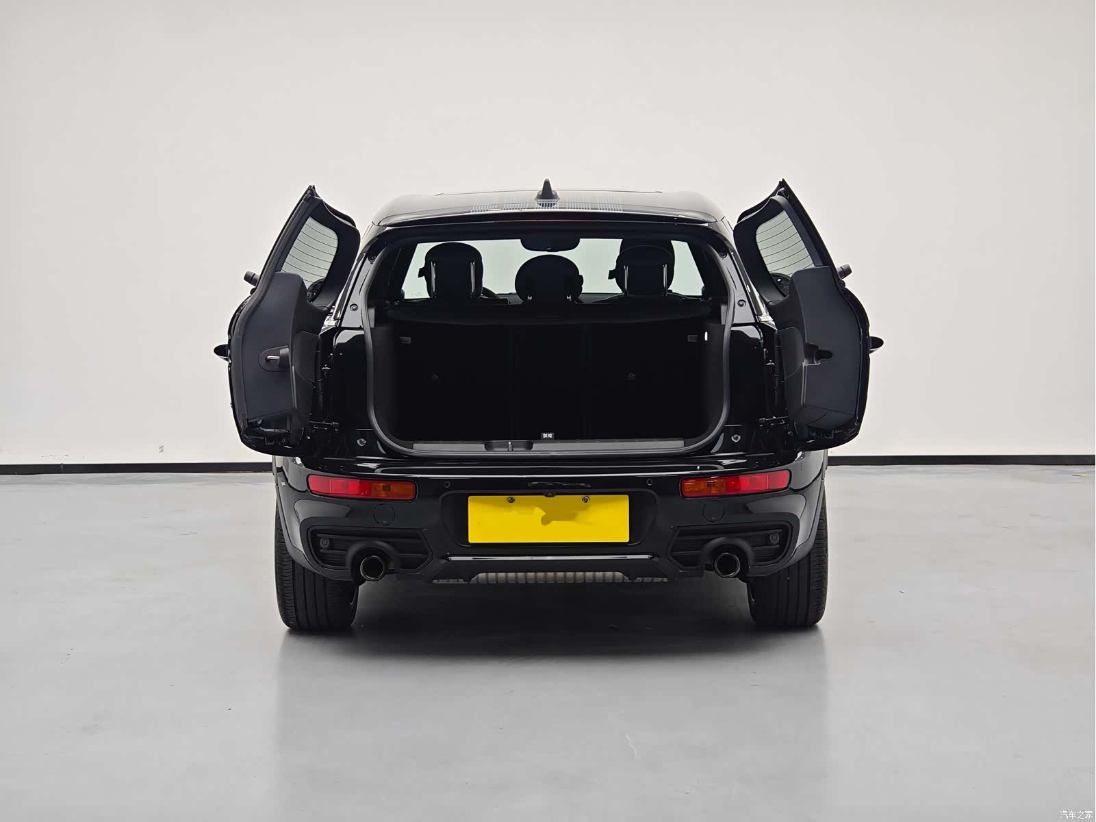 Mini Clubman, 2023 7