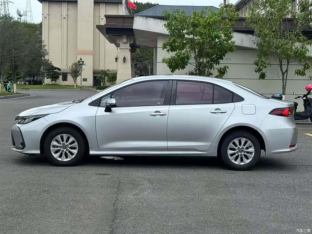 Toyota Corolla, 2019 все фото