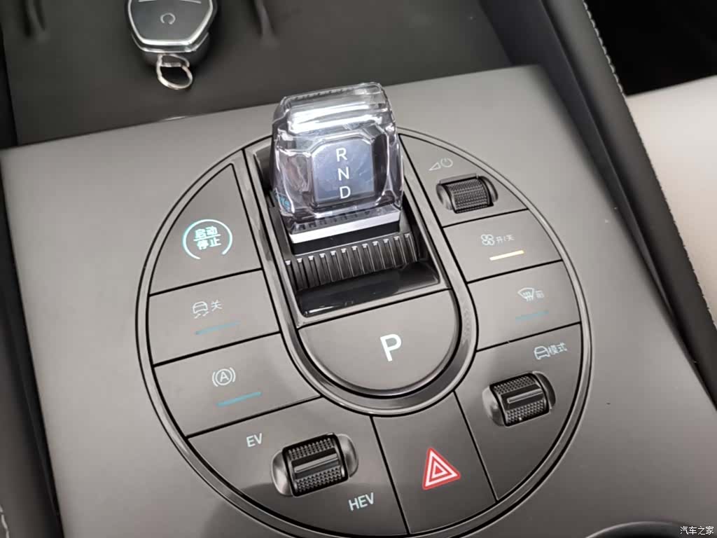 BYD Seal, 2024 14