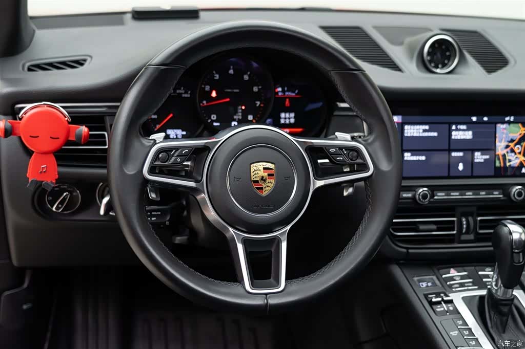 Porsche Macan, 2020 12