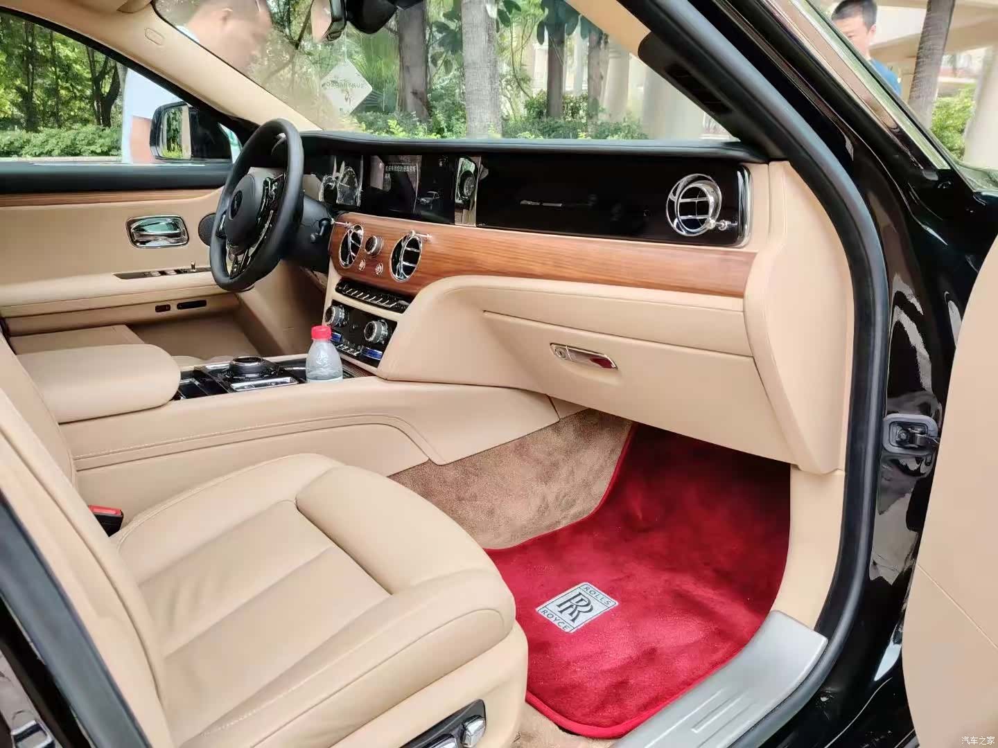 Rolls-Royce Ghost, 2021 6