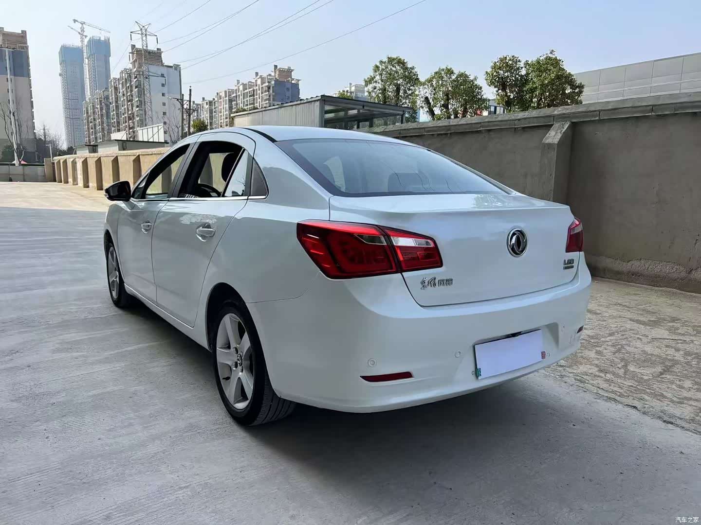 DongFeng L60, 2016 9
