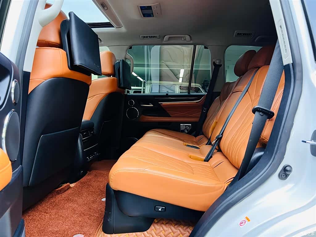 Lexus LX, 2019 16
