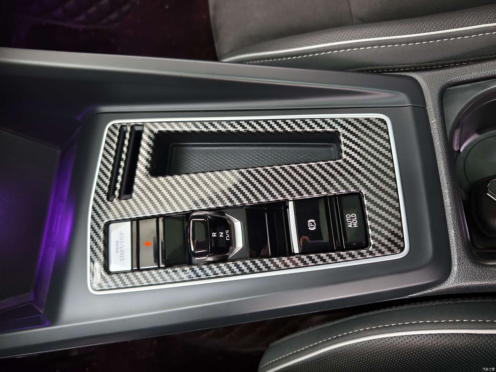 Volkswagen Golf, 2023 9