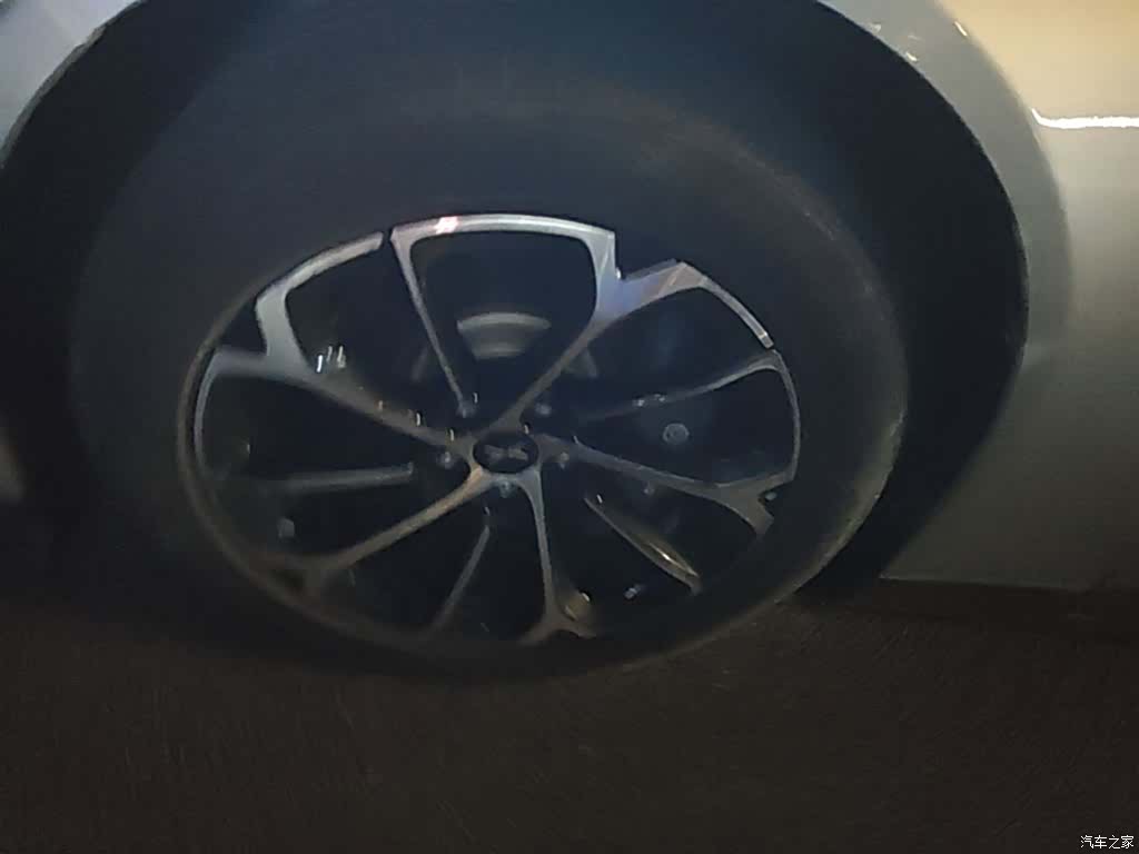 Xpeng P7, 2023 23