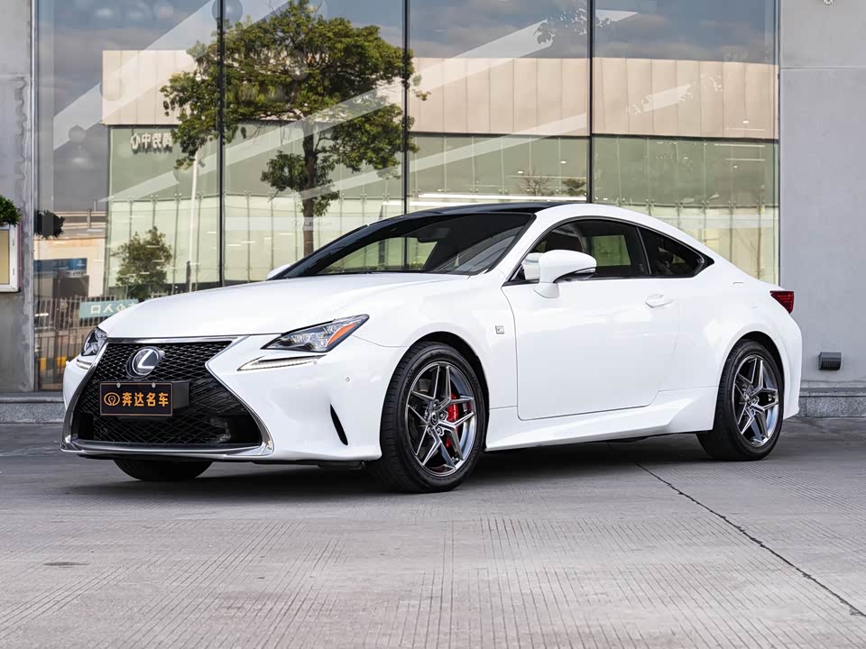 Lexus RC