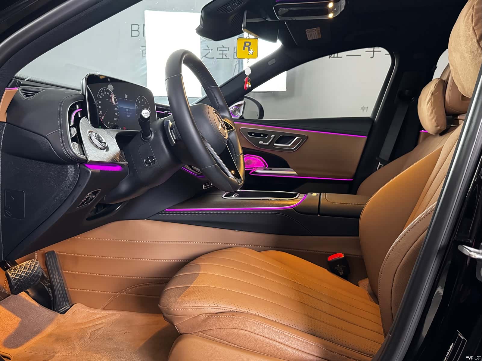 Mercedes-Benz E-Class, 2024 8