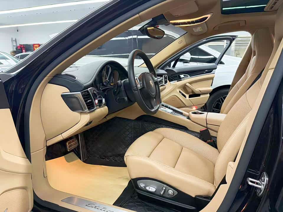 Porsche Panamera Porsche Panamera