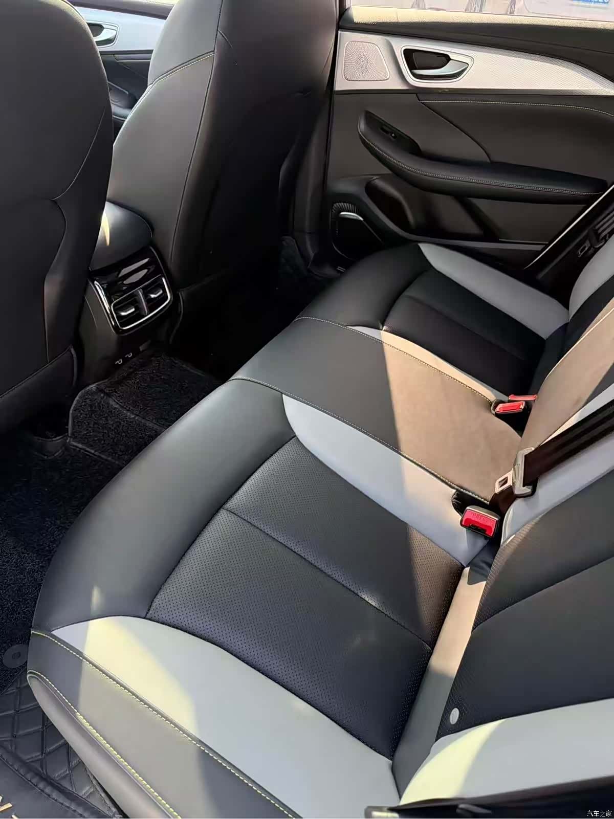 Roewe i6, 2021 все фото