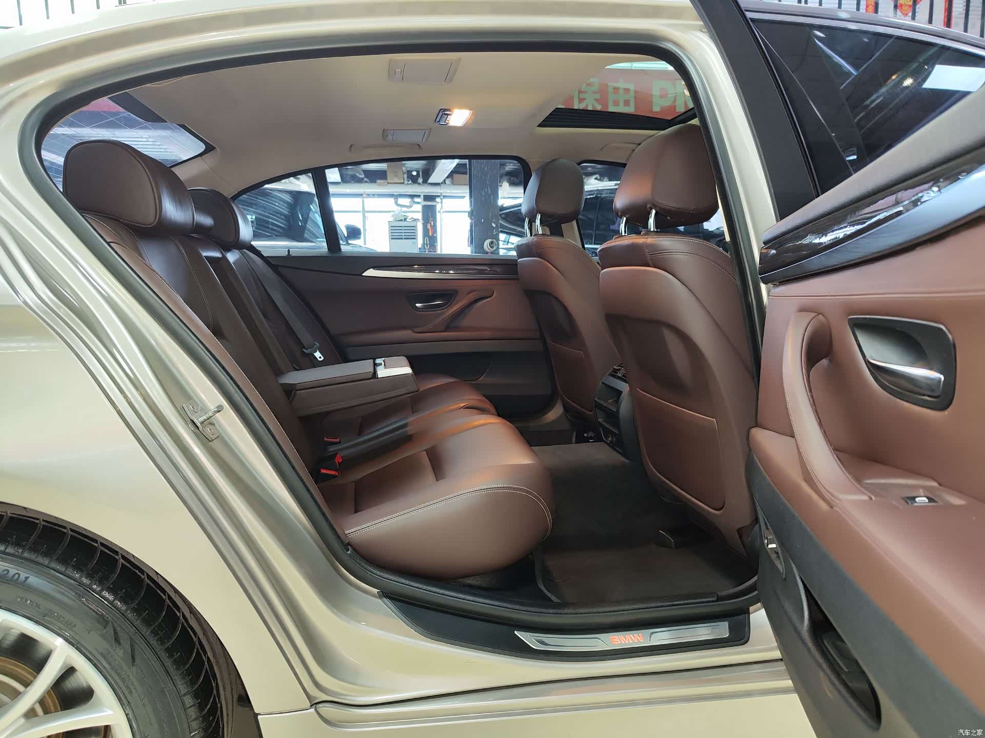 BMW 5 Series, 2015 9