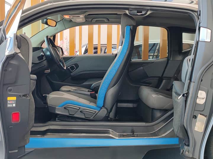BMW i3 2019 kuai chong ban