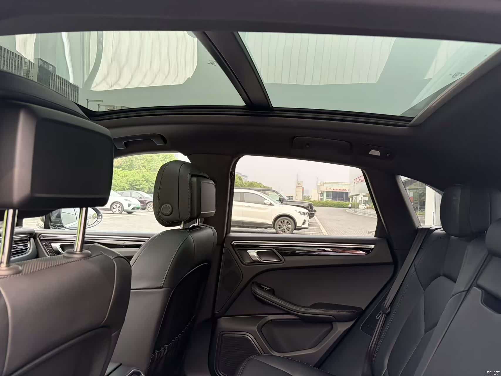 Porsche Macan, 2024 15