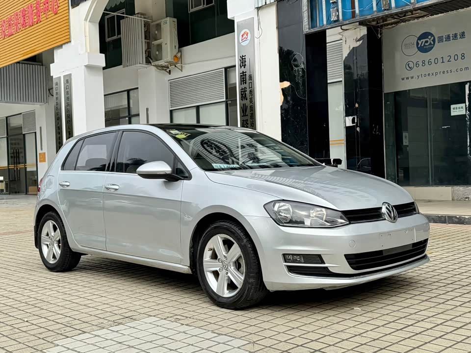 Volkswagen golf