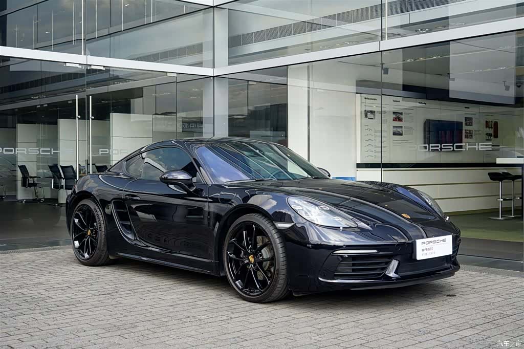 Porsche Cayman, 2025 4