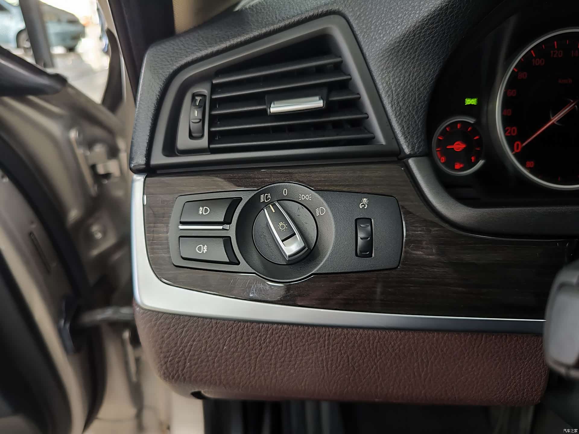 BMW 5 Series, 2015 18
