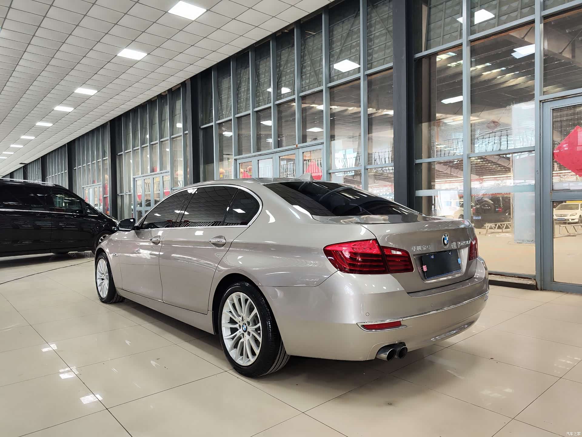BMW 5 Series, 2015 22