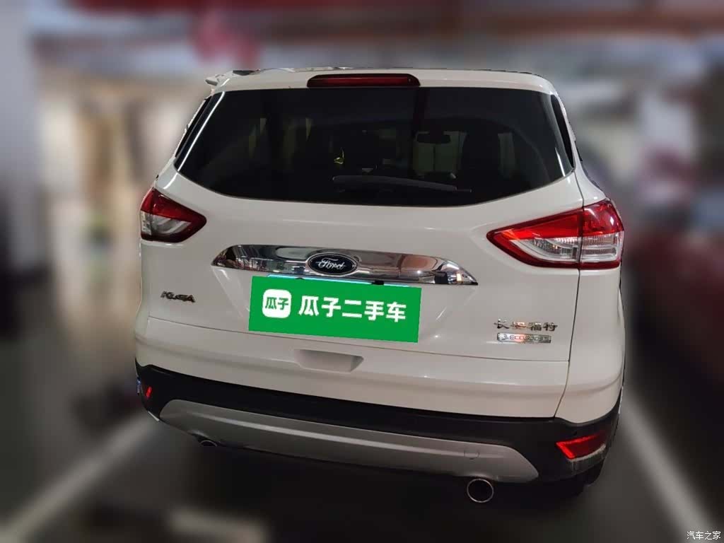 Ford Kuga, 2014 4
