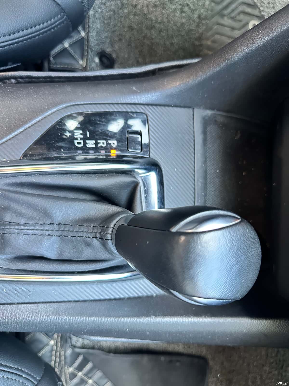 Mazda Mazda3, 2015 11