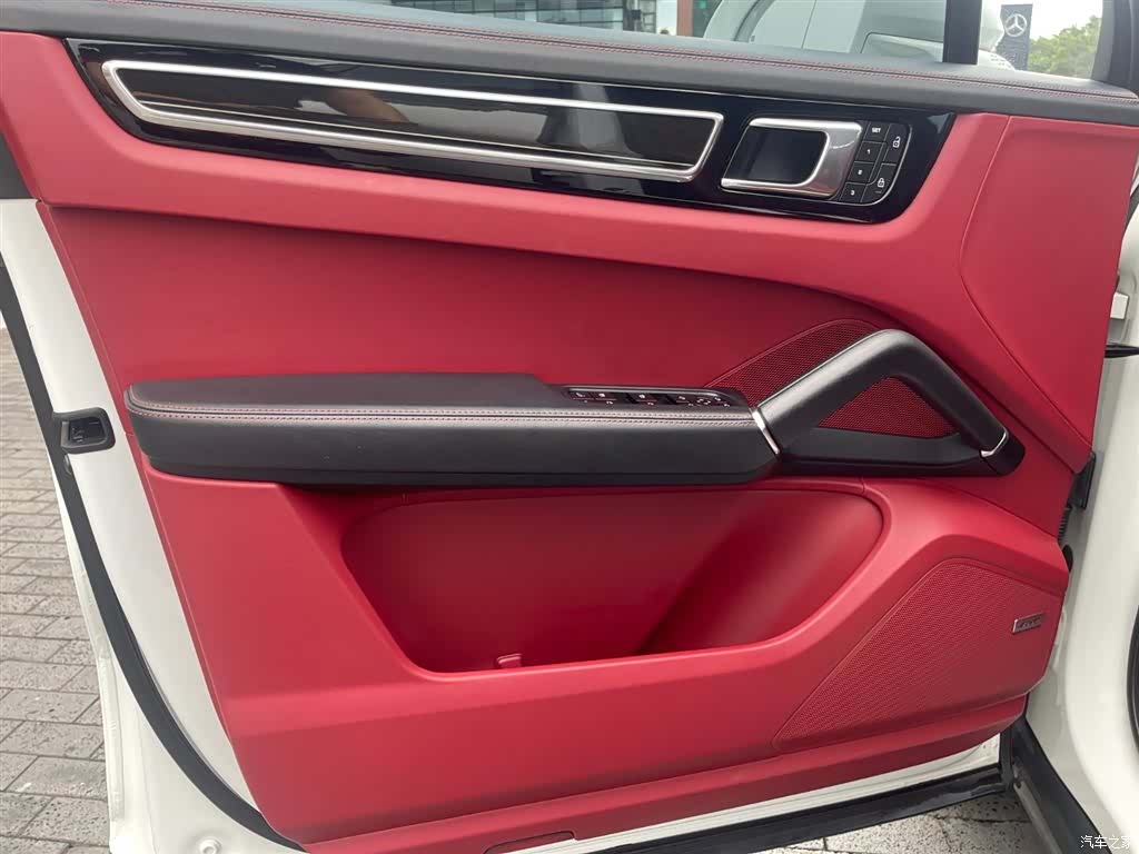 Porsche Cayenne, 2023 13