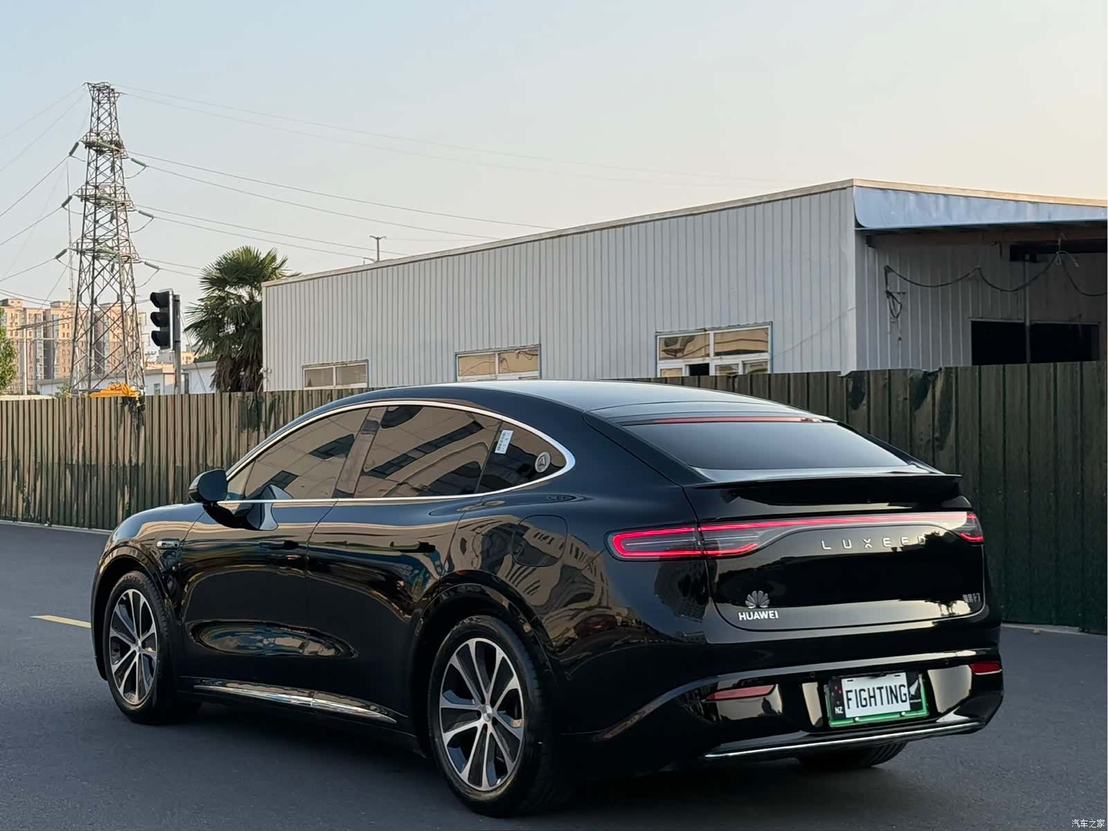 Luxeed R7, 2025 14
